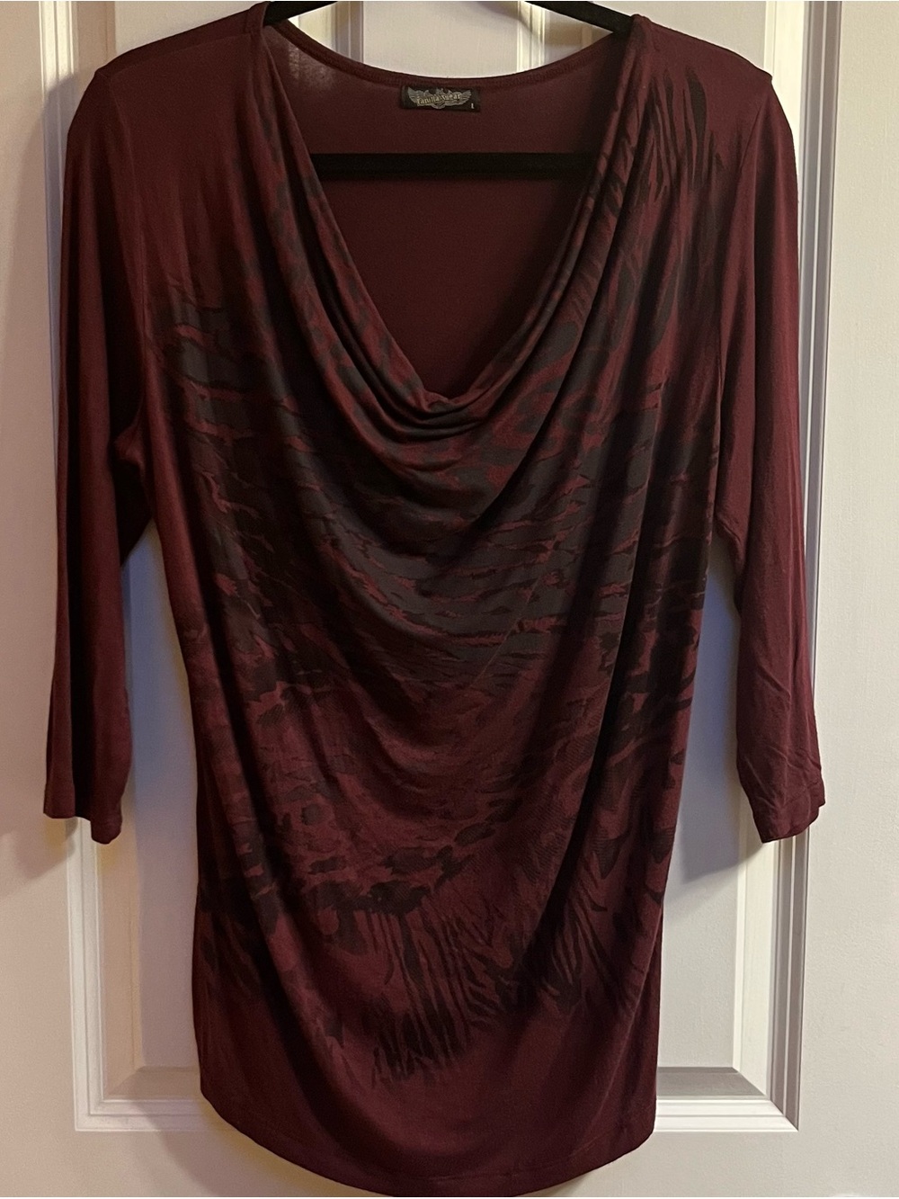 SZ-L Vanilla Sugar Top
Cowl Neck Animal Print